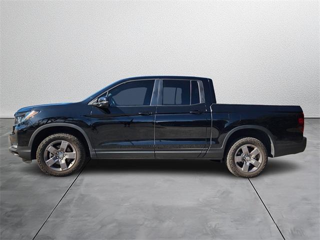 used 2025 Honda Ridgeline car, priced at $33,997