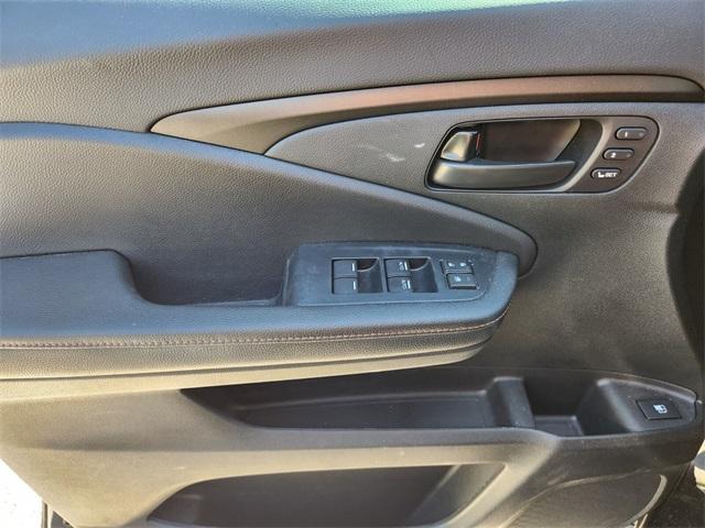 used 2025 Honda Ridgeline car, priced at $33,997