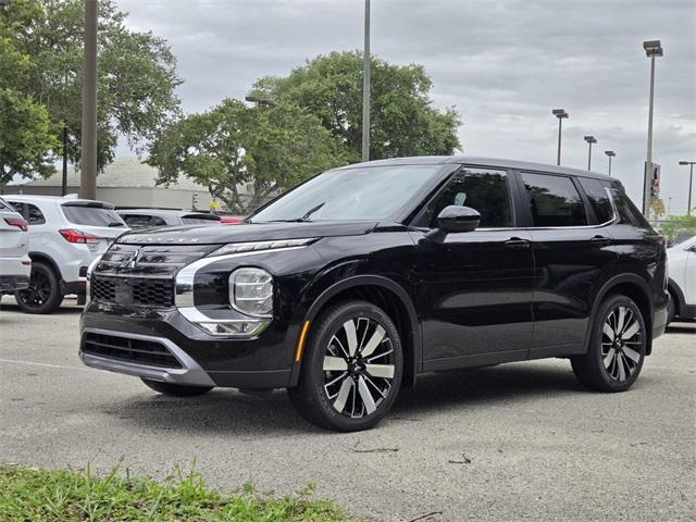 new 2025 Mitsubishi Outlander car, priced at $30,205