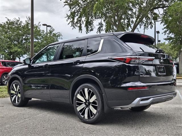 new 2025 Mitsubishi Outlander car, priced at $30,205