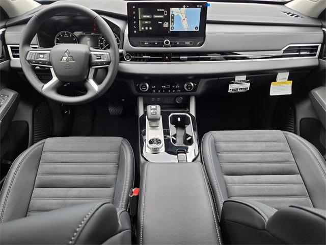 new 2025 Mitsubishi Outlander car, priced at $30,205