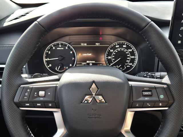 new 2026 Mitsubishi Outlander car, priced at $33,615