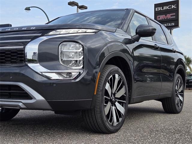 new 2025 Mitsubishi Outlander car, priced at $30,105