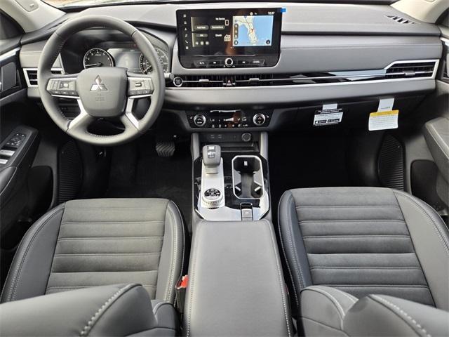 new 2025 Mitsubishi Outlander car, priced at $30,105