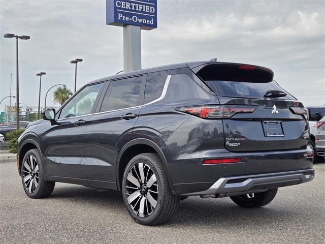 new 2025 Mitsubishi Outlander car, priced at $30,105