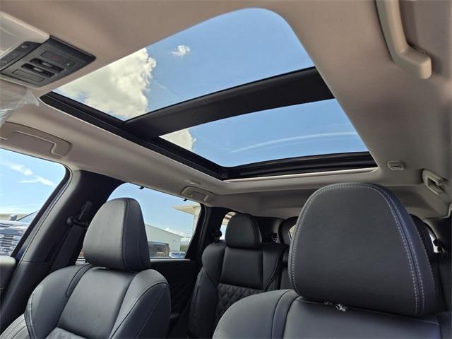 new 2025 Mitsubishi Outlander PHEV car, priced at $40,870