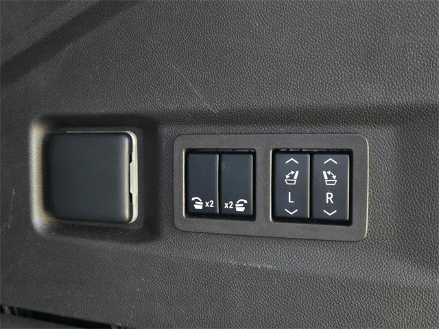 used 2022 GMC Yukon car, priced at $43,997