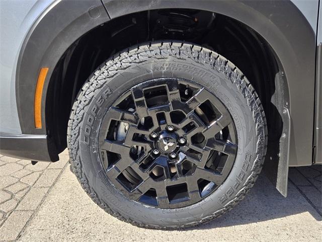 new 2026 Mitsubishi Outlander car, priced at $40,930