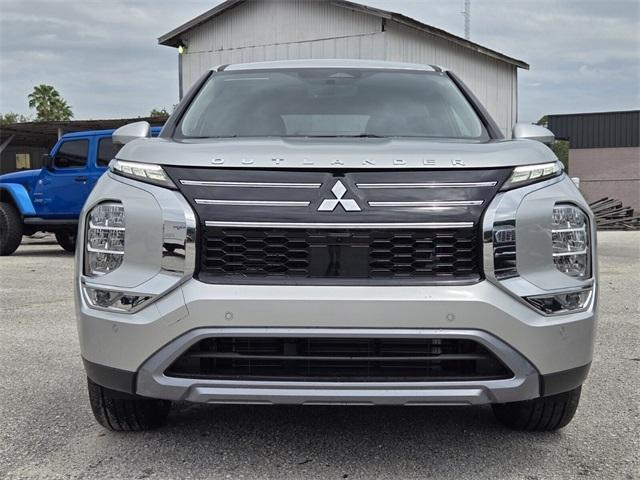 new 2025 Mitsubishi Outlander car, priced at $30,105
