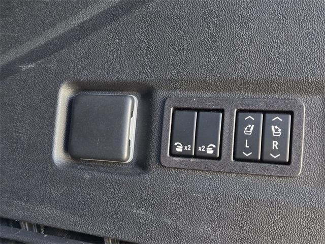 used 2023 GMC Yukon car, priced at $64,597