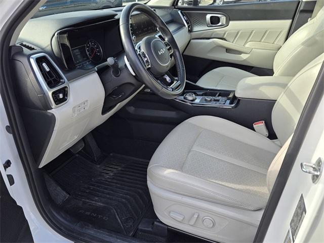 used 2022 Kia Sorento Plug-In Hybrid car, priced at $23,997