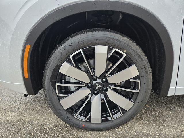 new 2026 Mitsubishi Outlander car, priced at $36,855