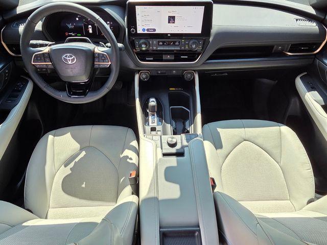 used 2025 Toyota Grand Highlander Hybrid car, priced at $59,497