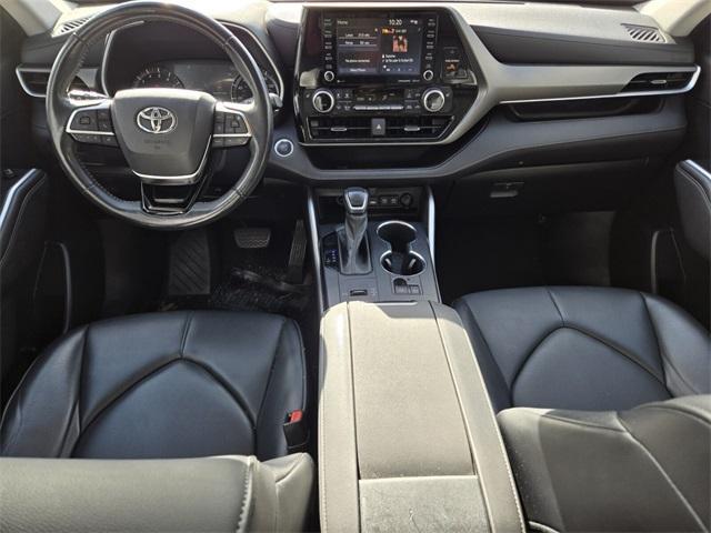 used 2021 Toyota Highlander car, priced at $24,997
