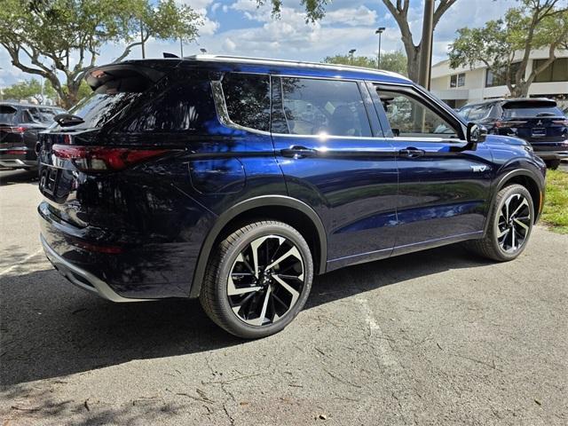 new 2025 Mitsubishi Outlander PHEV car, priced at $40,850