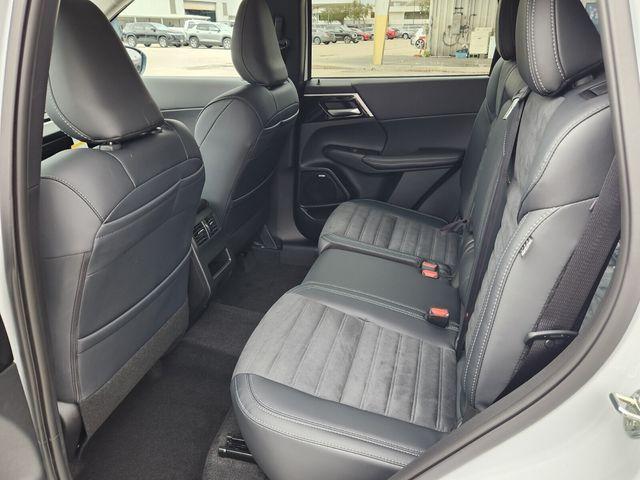 new 2026 Mitsubishi Outlander car, priced at $32,335