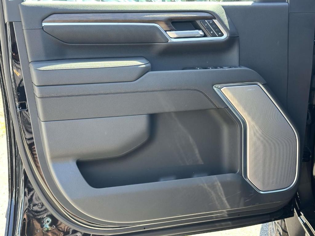 new 2026 Chevrolet Silverado 2500 car, priced at $92,319