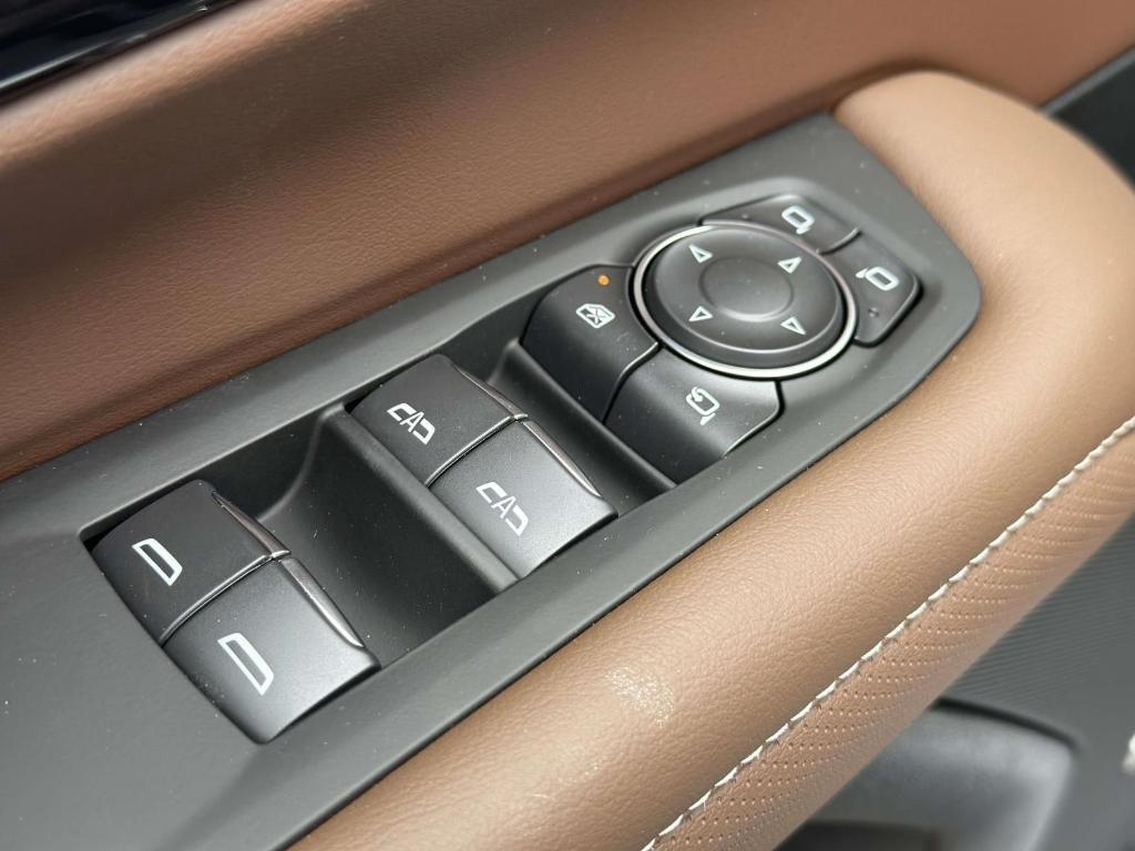new 2026 Chevrolet Suburban car, priced at $99,668