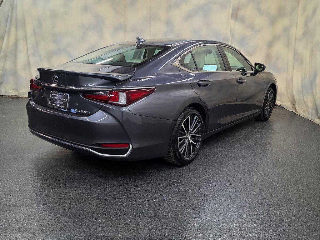 used 2024 Lexus ES 300h car, priced at $42,490