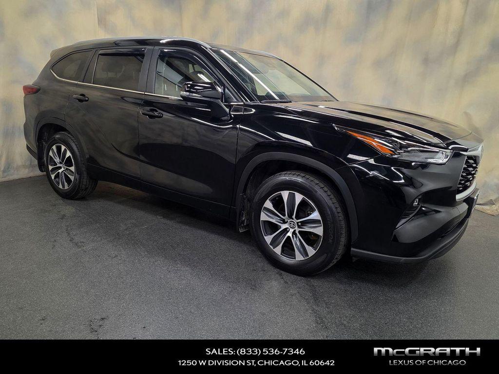 used 2024 Toyota Highlander car, priced at $32,988