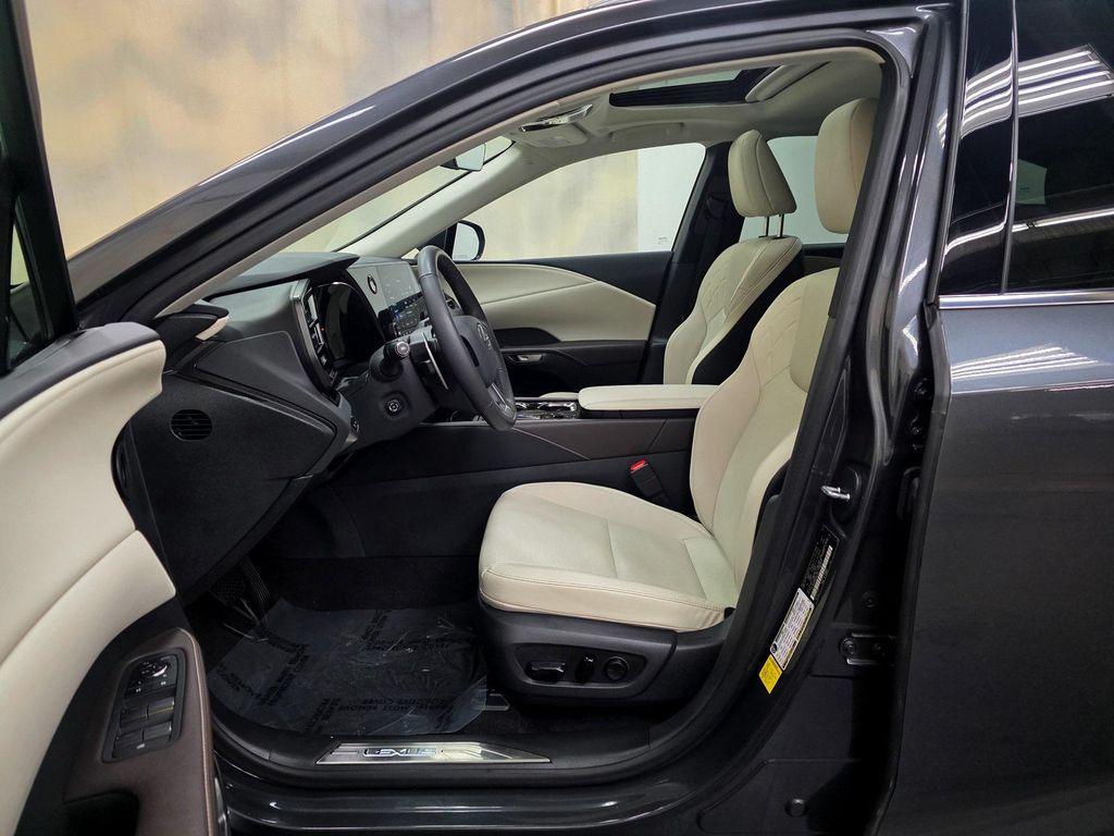 used 2024 Lexus RX 350h car, priced at $53,490