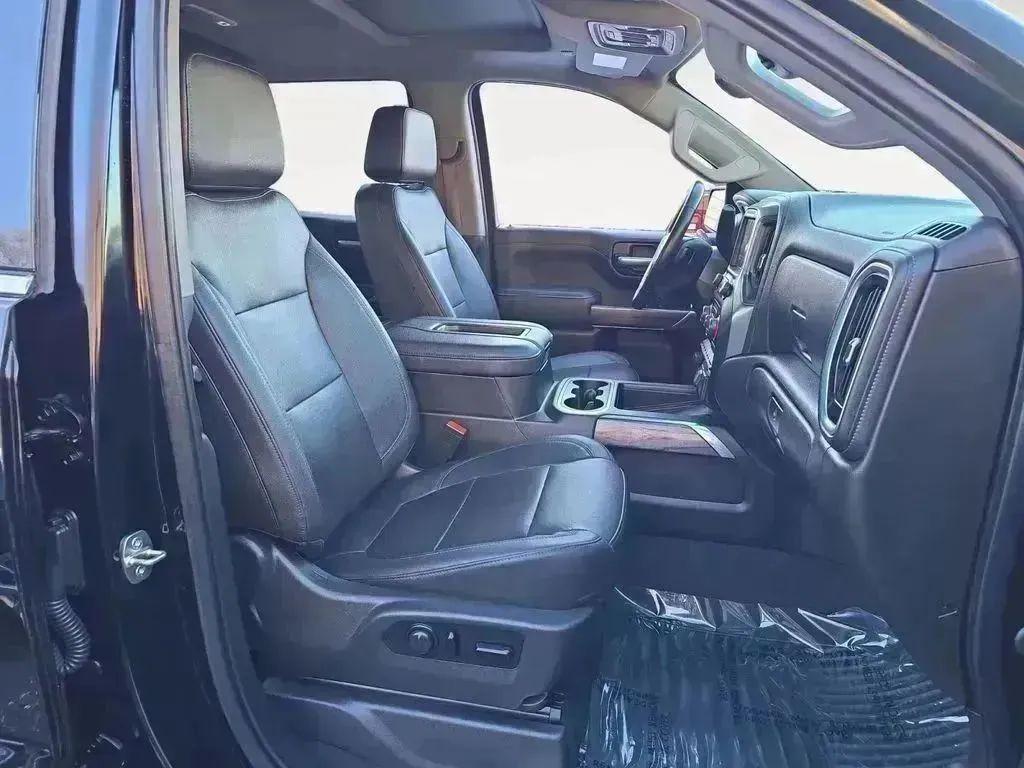 used 2021 Chevrolet Silverado 1500 car, priced at $33,997