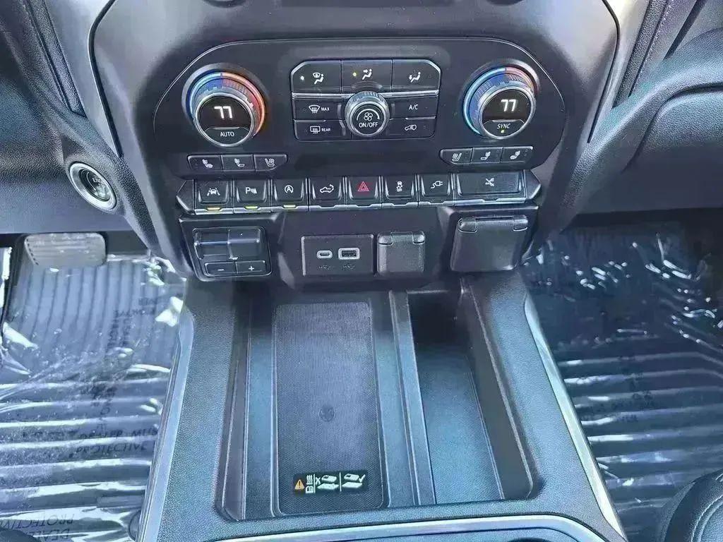 used 2021 Chevrolet Silverado 1500 car, priced at $32,997