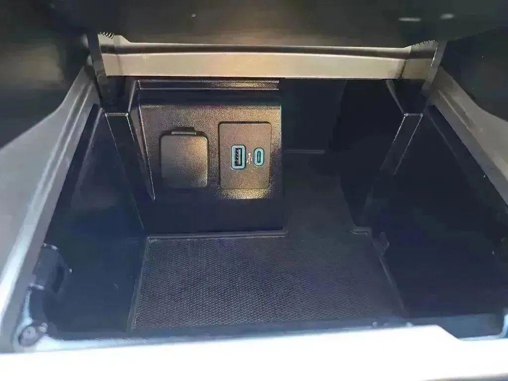 used 2020 Ford Explorer car, priced at $17,797