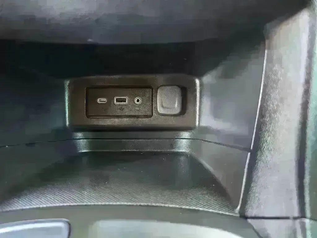 used 2023 Chevrolet Equinox car, priced at $16,997