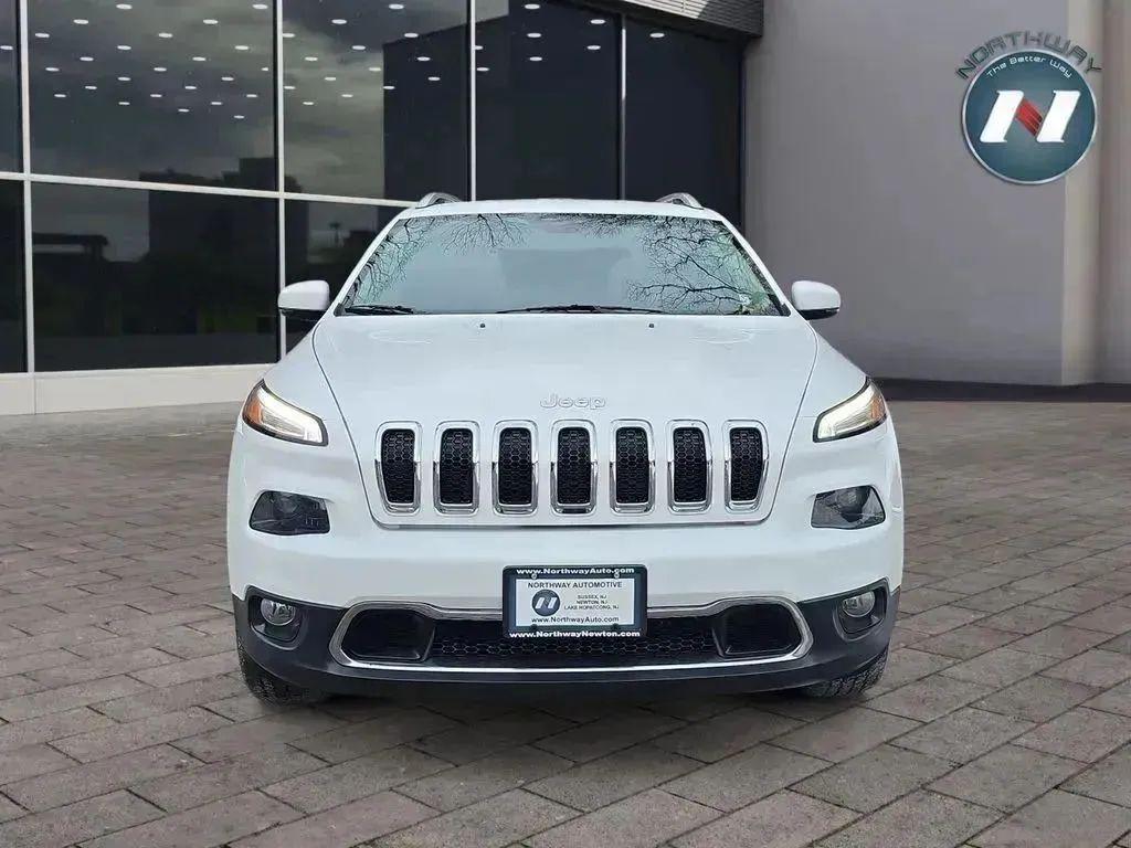 used 2018 Jeep Cherokee car, priced at $15,597