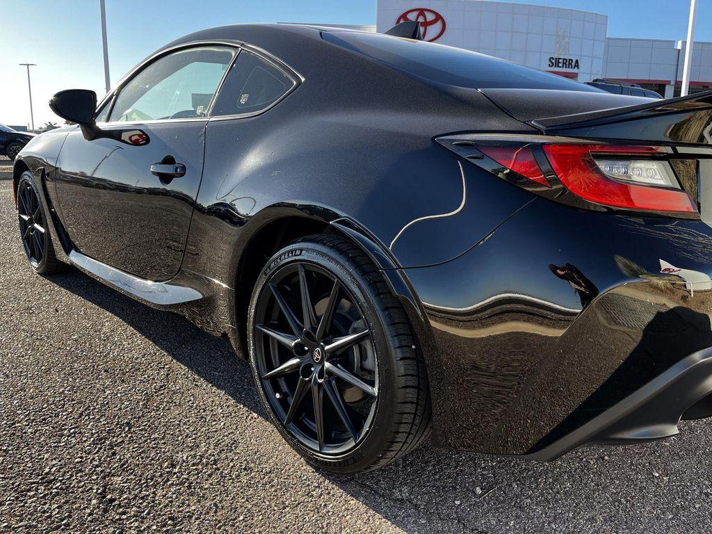 used 2023 Toyota GR86 car, priced at $27,389