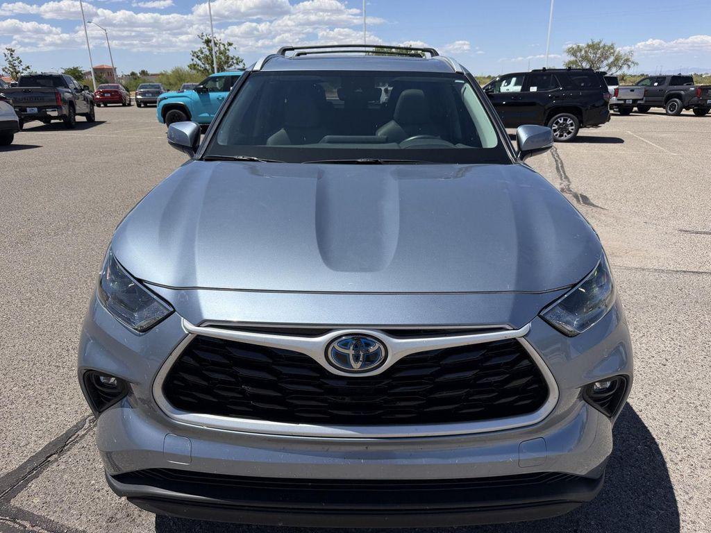 used 2024 Toyota Highlander Hybrid car, priced at $47,289