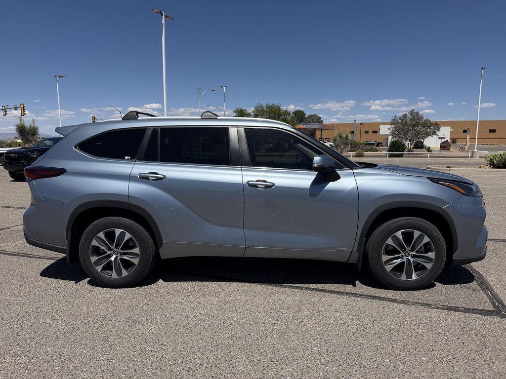 used 2024 Toyota Highlander Hybrid car, priced at $47,289