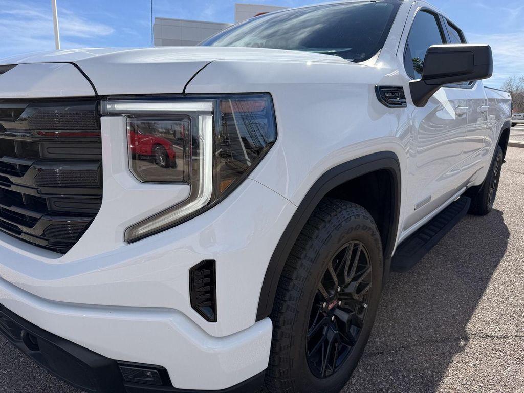used 2025 GMC Sierra 1500 car, priced at $43,789