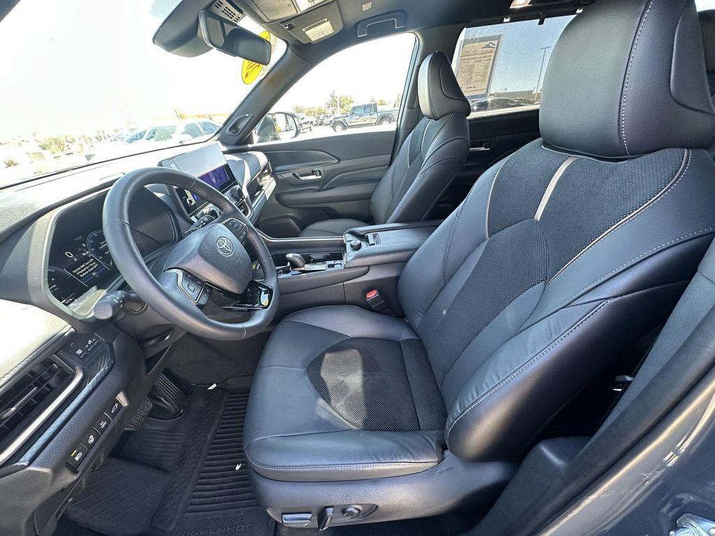 used 2025 Toyota Grand Highlander Hybrid car, priced at $57,789