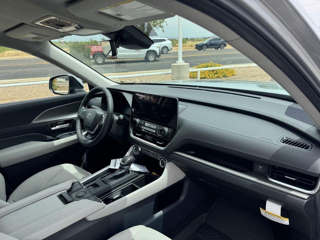 new 2026 Toyota Grand Highlander car, priced at $47,981