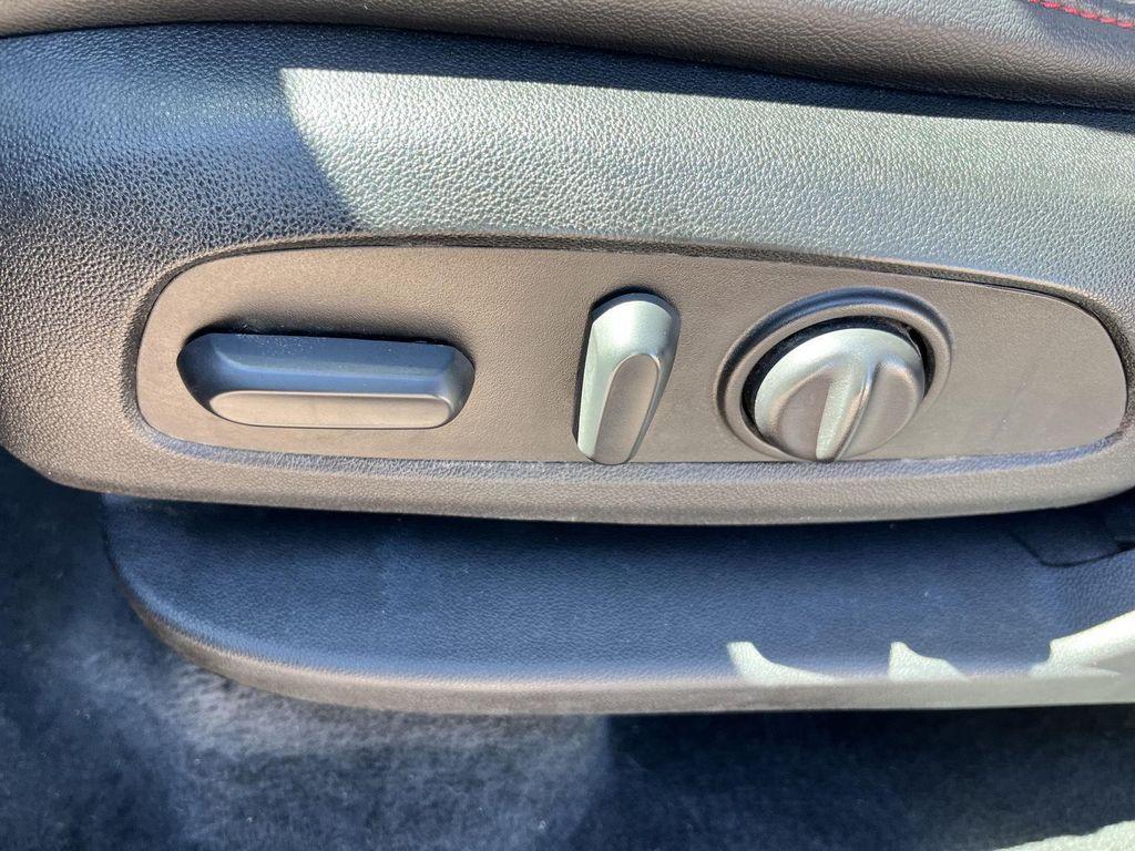 used 2022 Chevrolet Traverse car, priced at $23,289