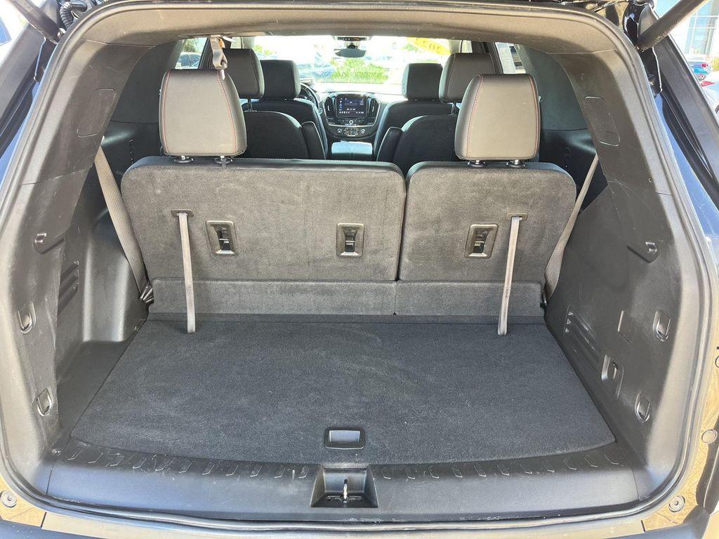 used 2022 Chevrolet Traverse car, priced at $23,289