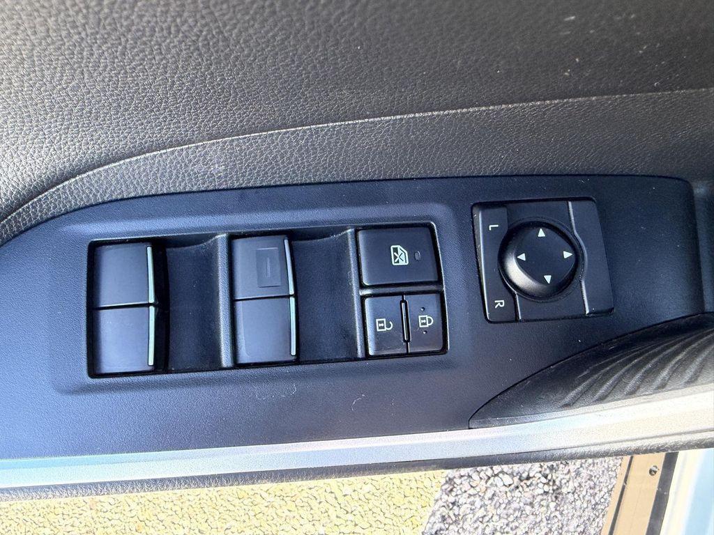 used 2019 Toyota RAV4 Hybrid car, priced at $28,789