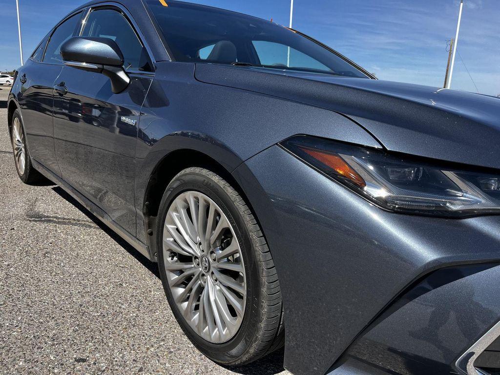 used 2020 Toyota Avalon Hybrid car, priced at $25,789