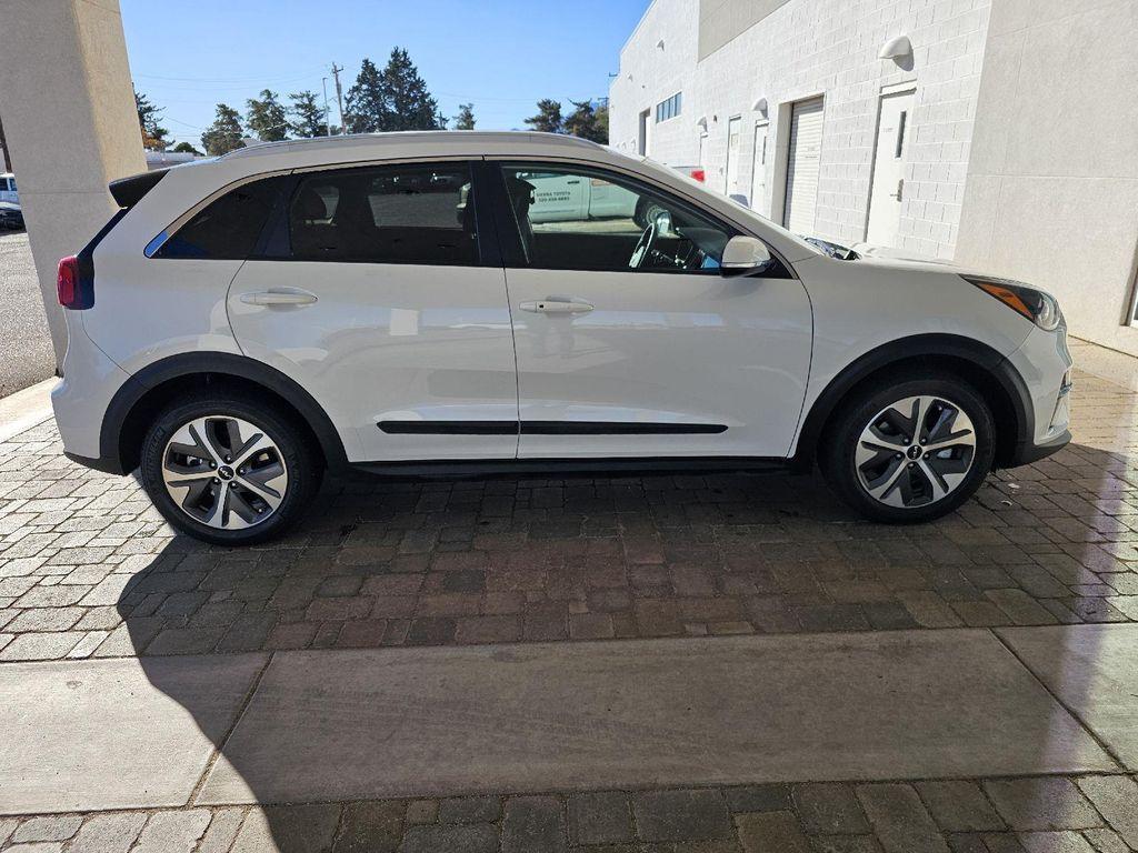 used 2022 Kia Niro EV car, priced at $19,289