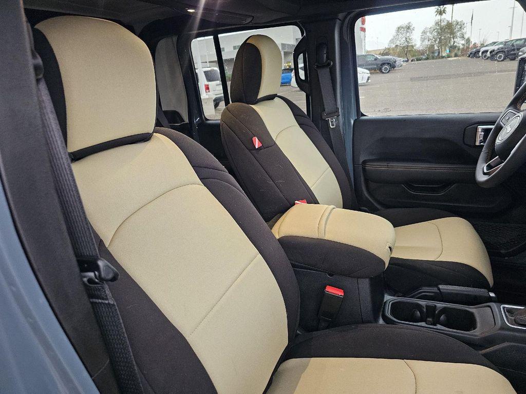 used 2024 Jeep Gladiator car, priced at $37,789