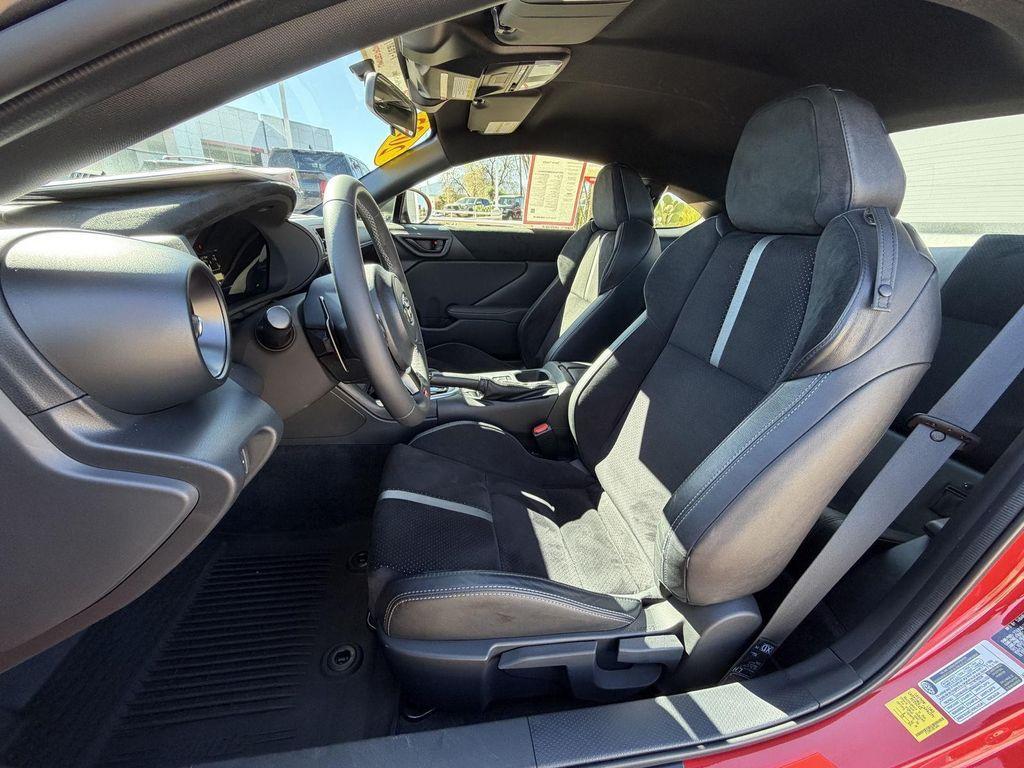 used 2025 Toyota GR86 car, priced at $32,289