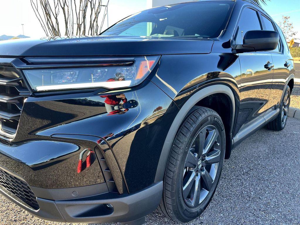 used 2023 Honda Pilot car, priced at $36,789