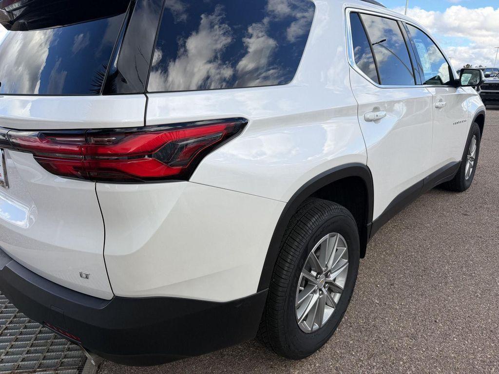 used 2023 Chevrolet Traverse car, priced at $27,289