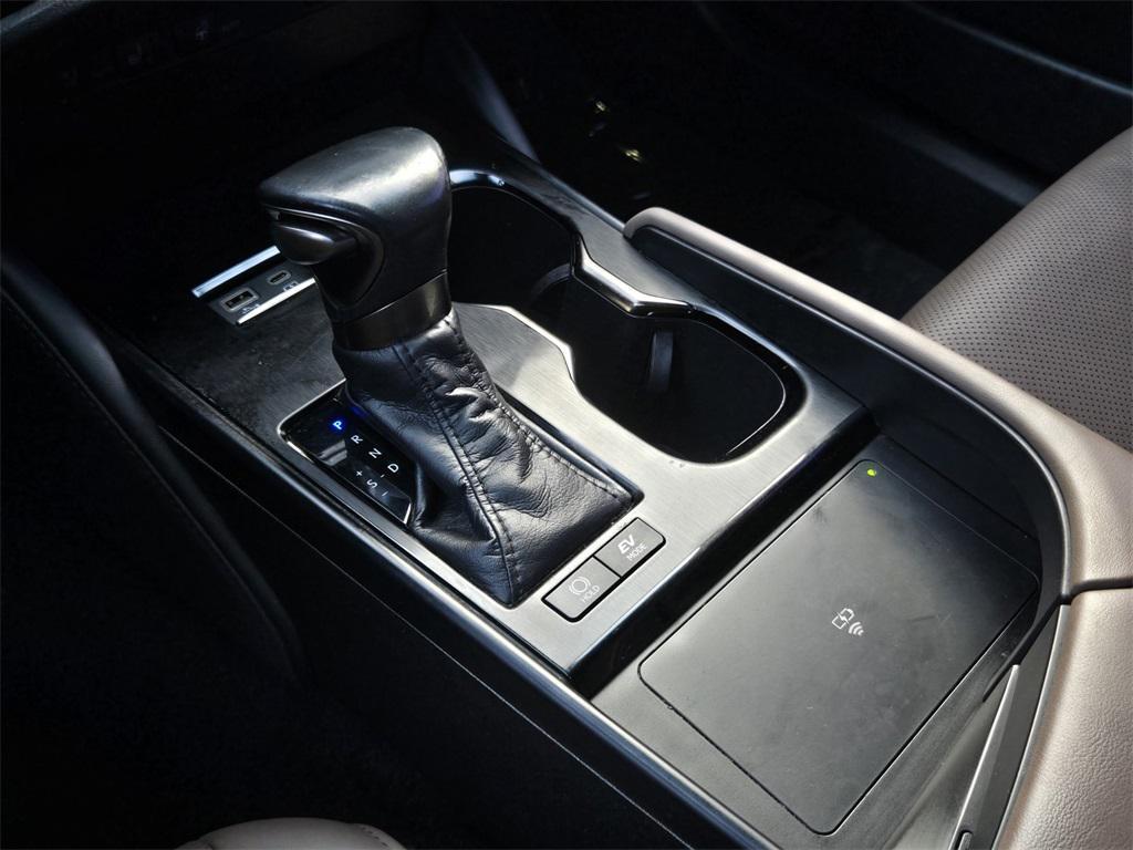 used 2023 Lexus ES 300h car, priced at $38,795