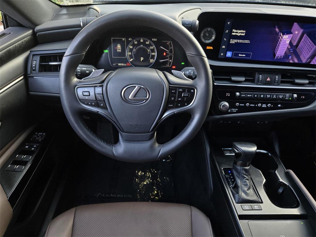 used 2023 Lexus ES 300h car, priced at $38,795