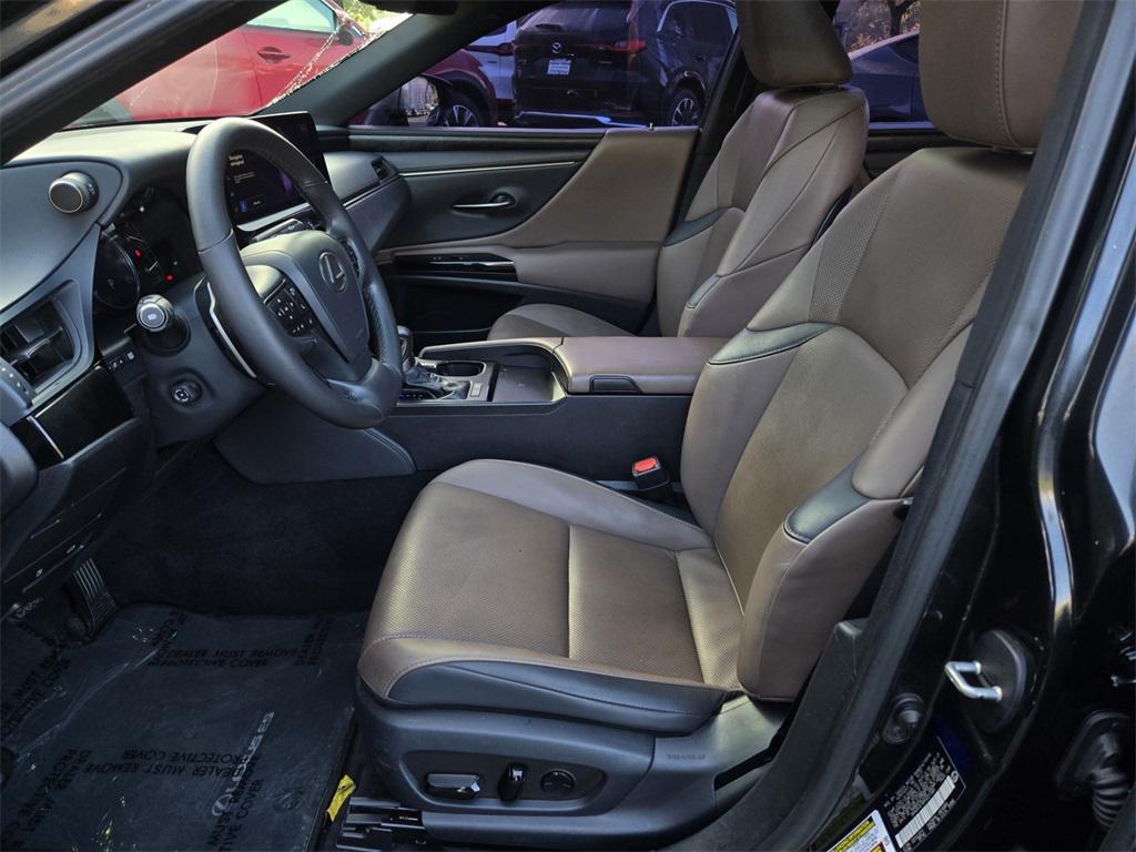 used 2023 Lexus ES 300h car, priced at $38,795