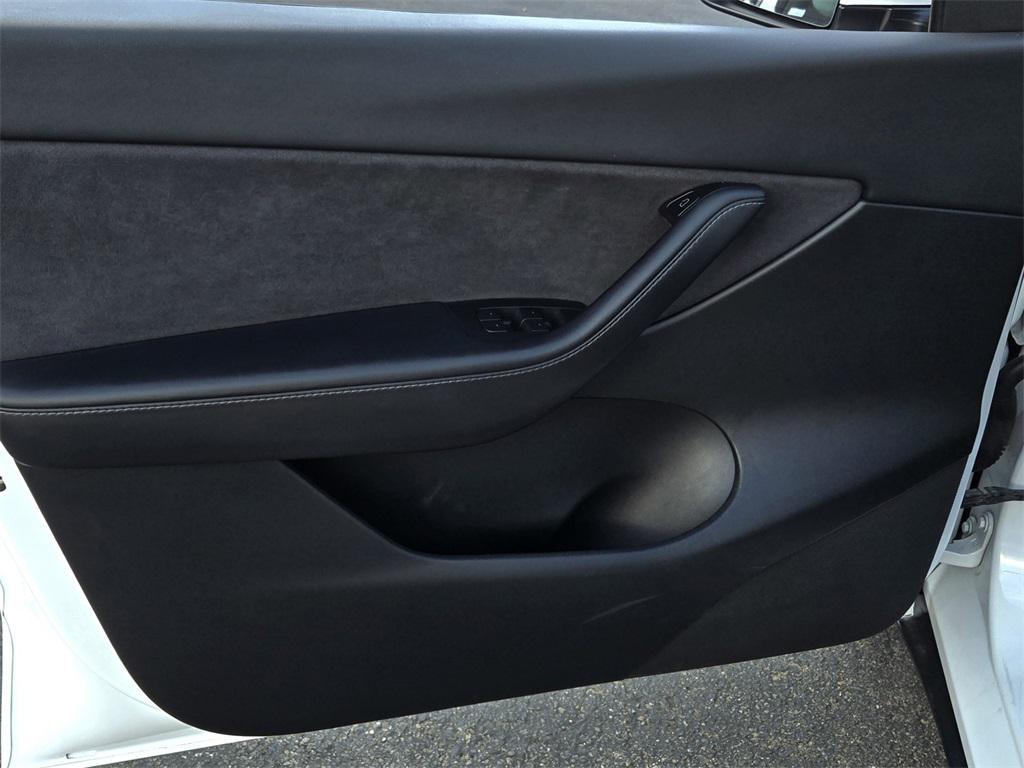 used 2021 Tesla Model Y car, priced at $27,995