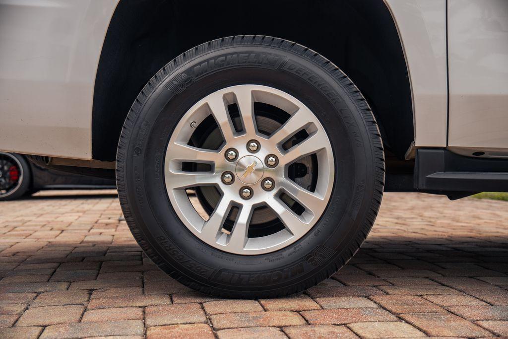 used 2019 Chevrolet Suburban car, priced at $13,739